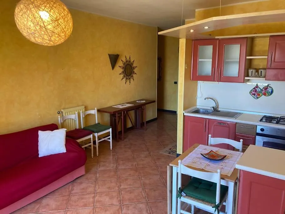 Casa Di Ro - Coloratissima A 300 Metri Dal Mare Apartment San Bartolomeo Al Mare